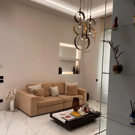 Meg House Appartement *