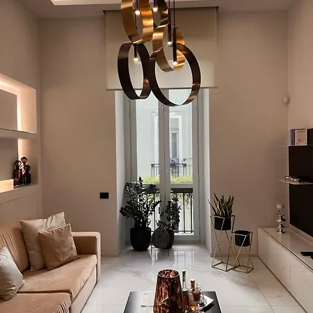 Meg House Naples